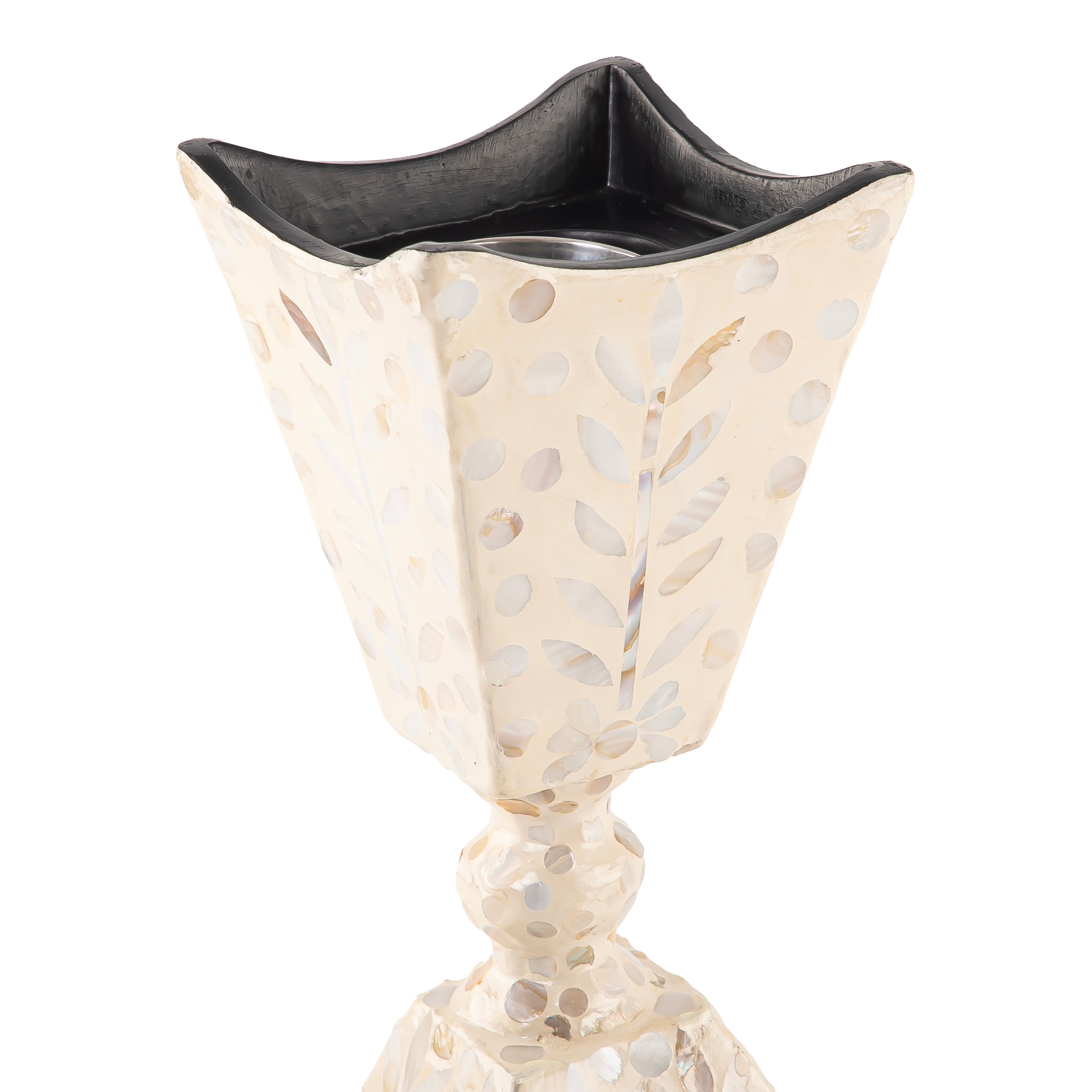 مبخر من الصدف - كريمي