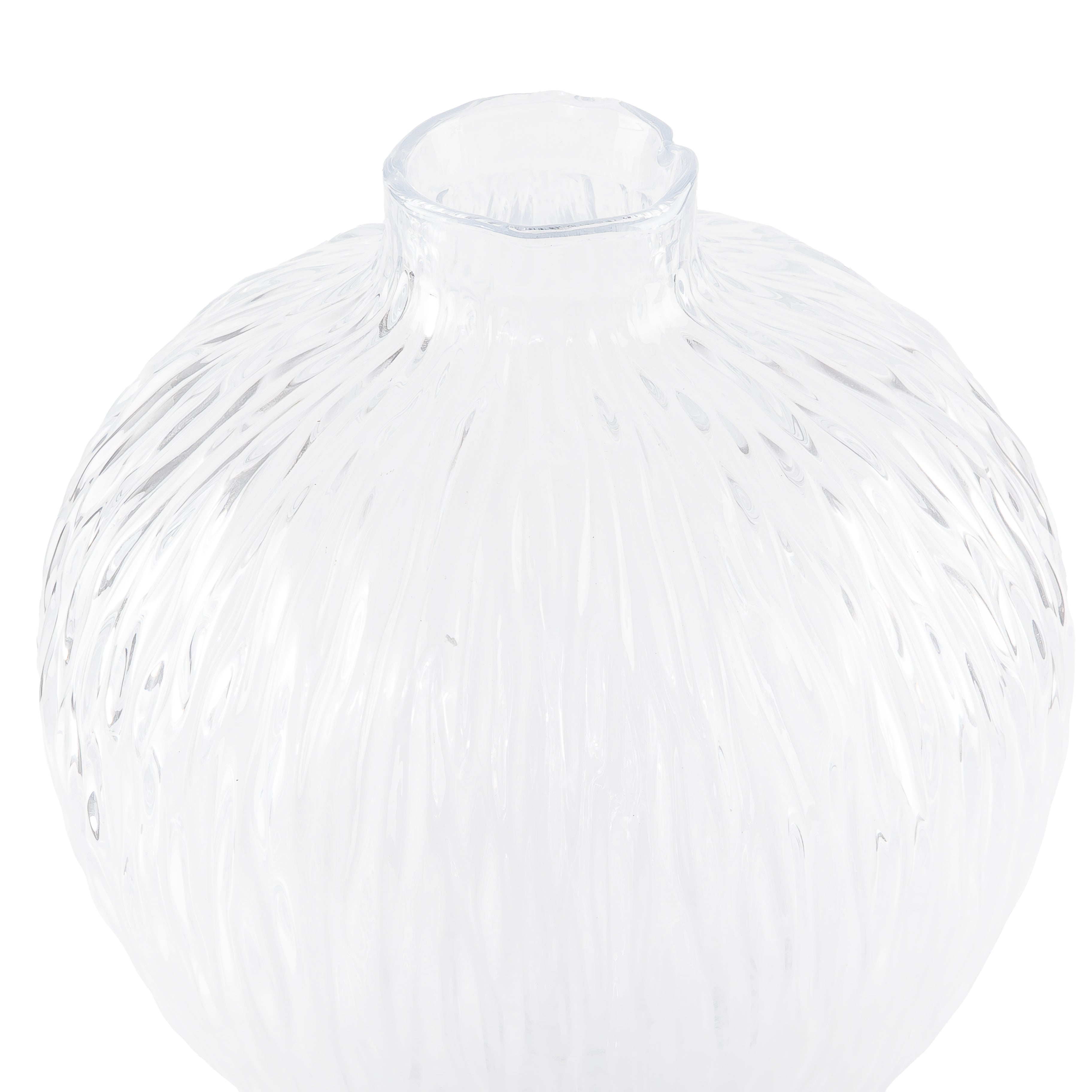 فازه زجاجية شفافة بتصميم غير تقليدي