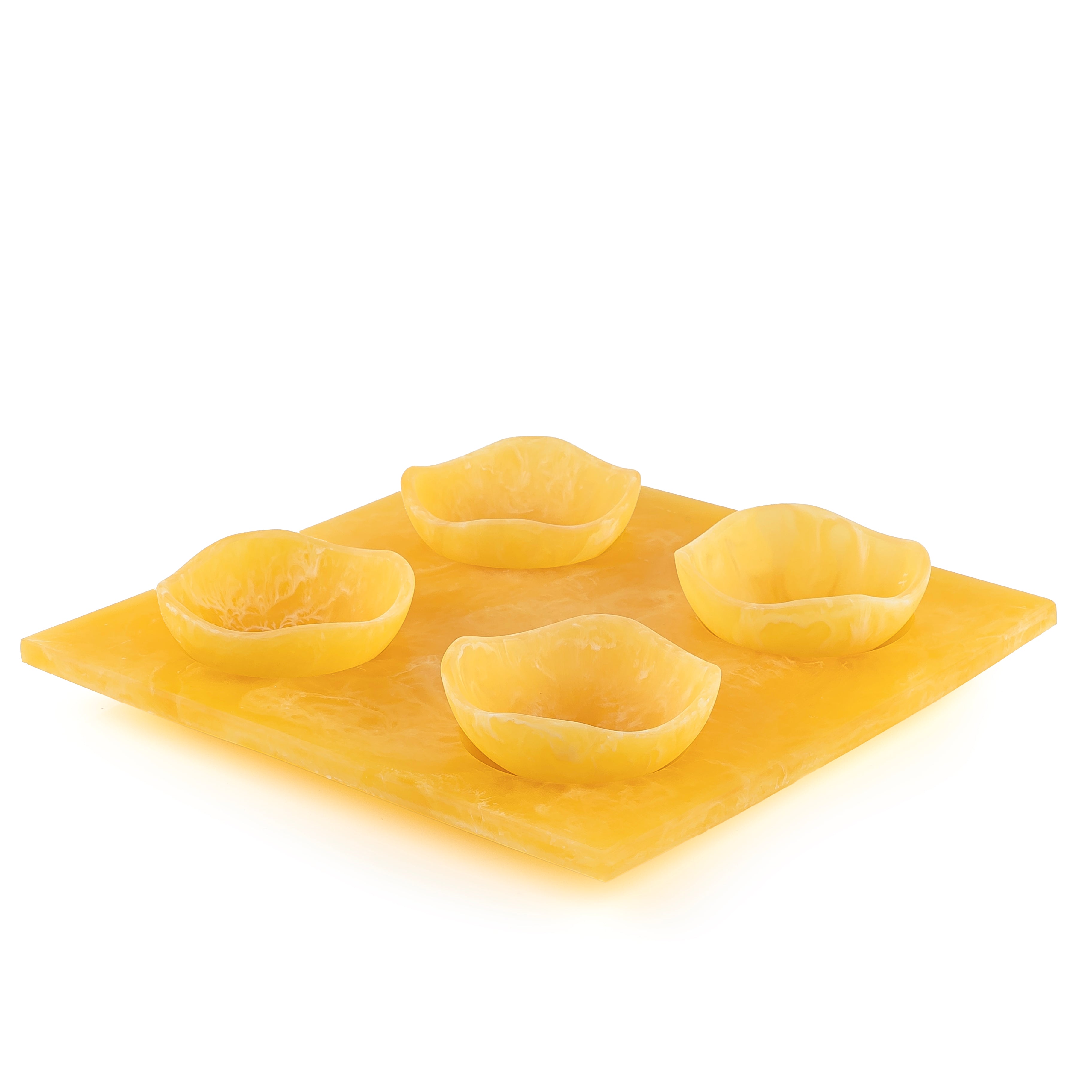 Set of 4 yellow serving bowls set on tray with gift box