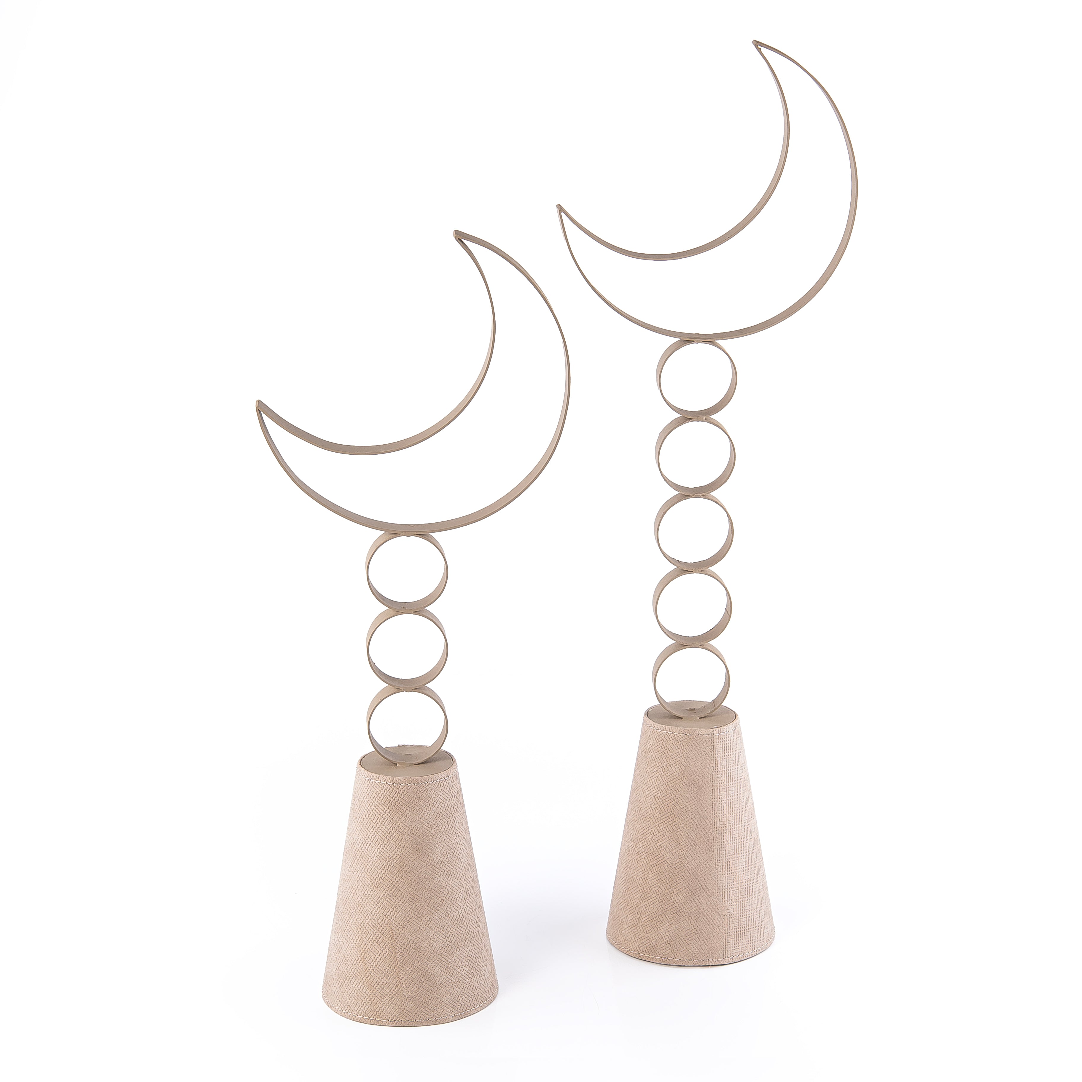 طقم 2 ستاند ديكور معدن علي شكل هلال مع قاعده جلد - بيج