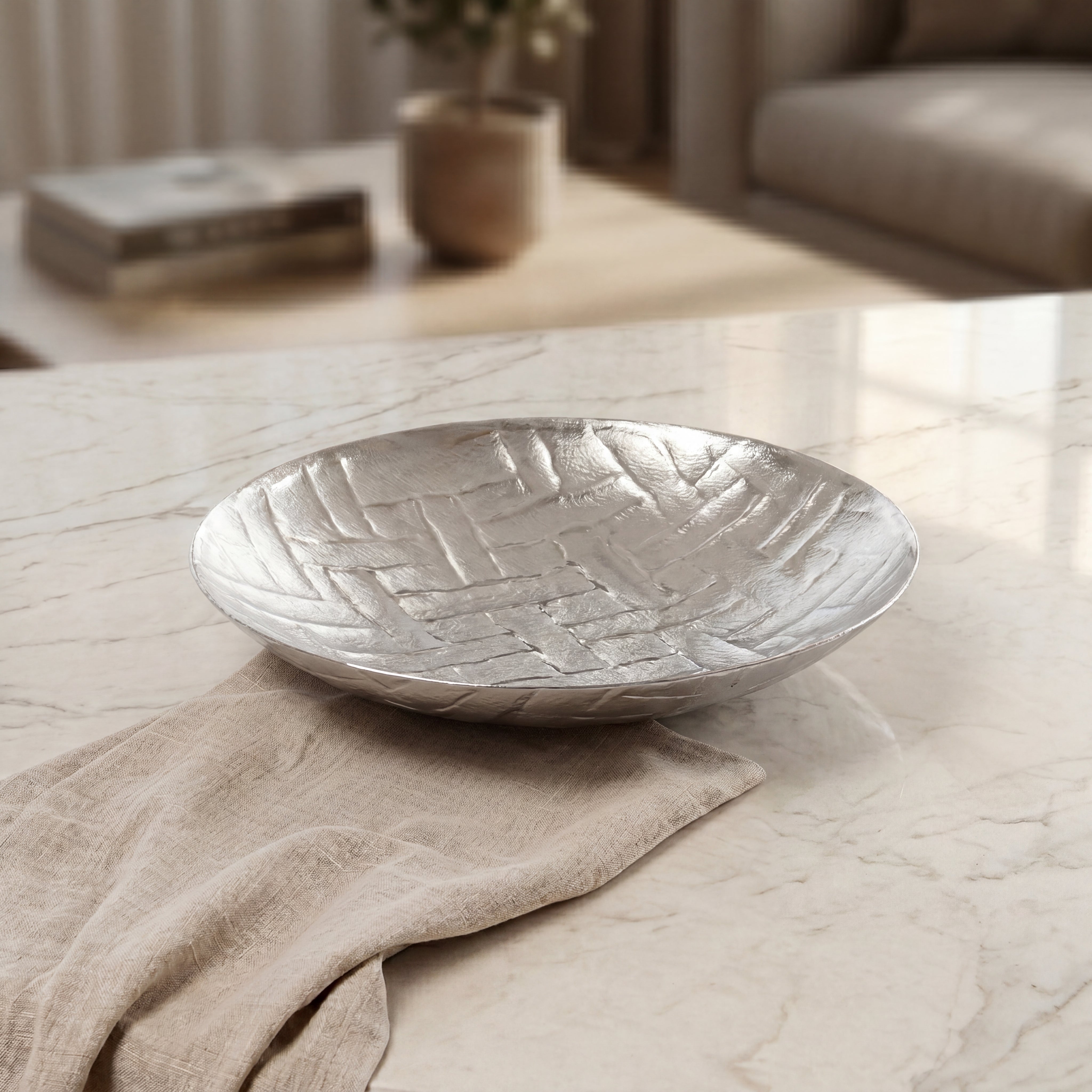 Silver circular metal plate