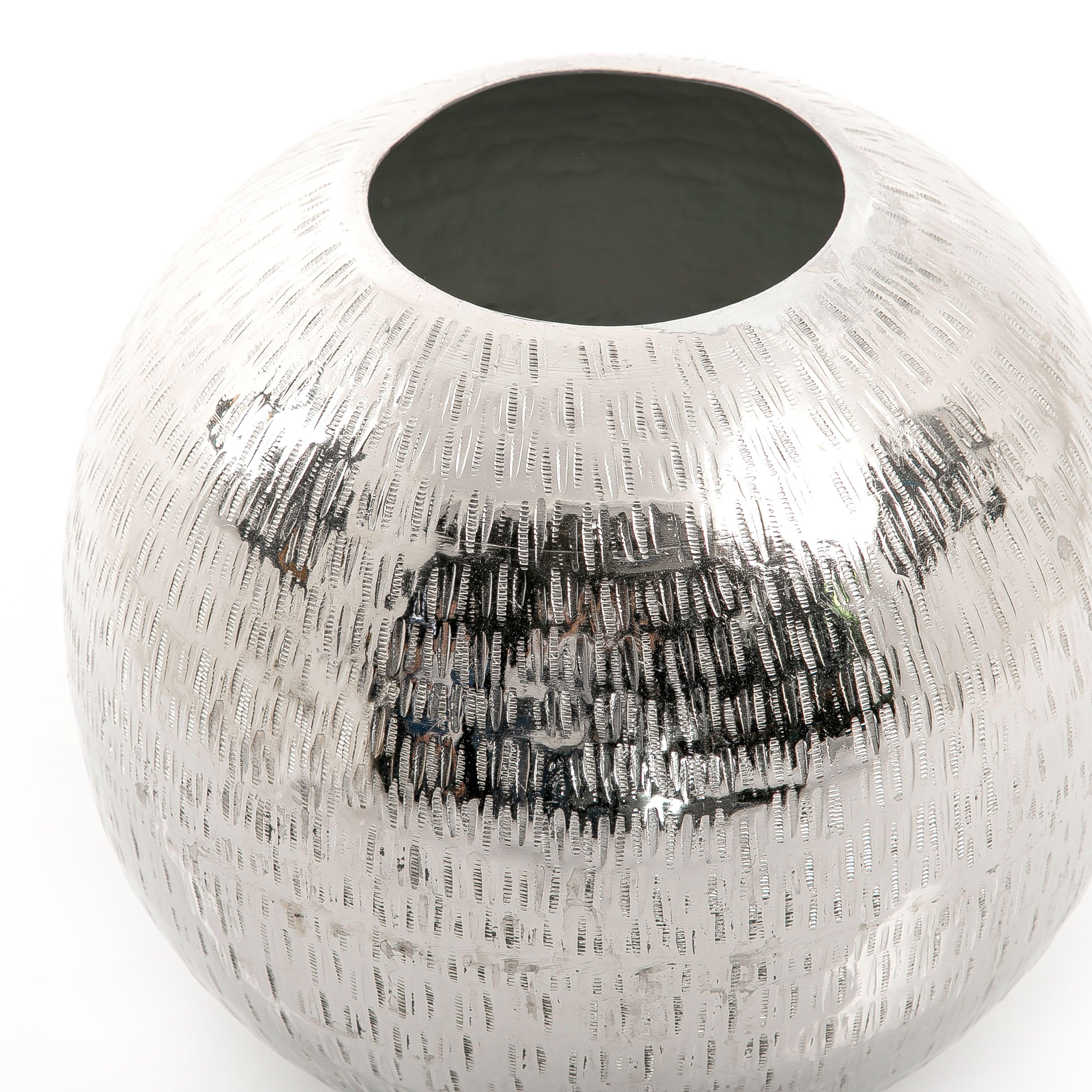 Metal vase - CASCADES