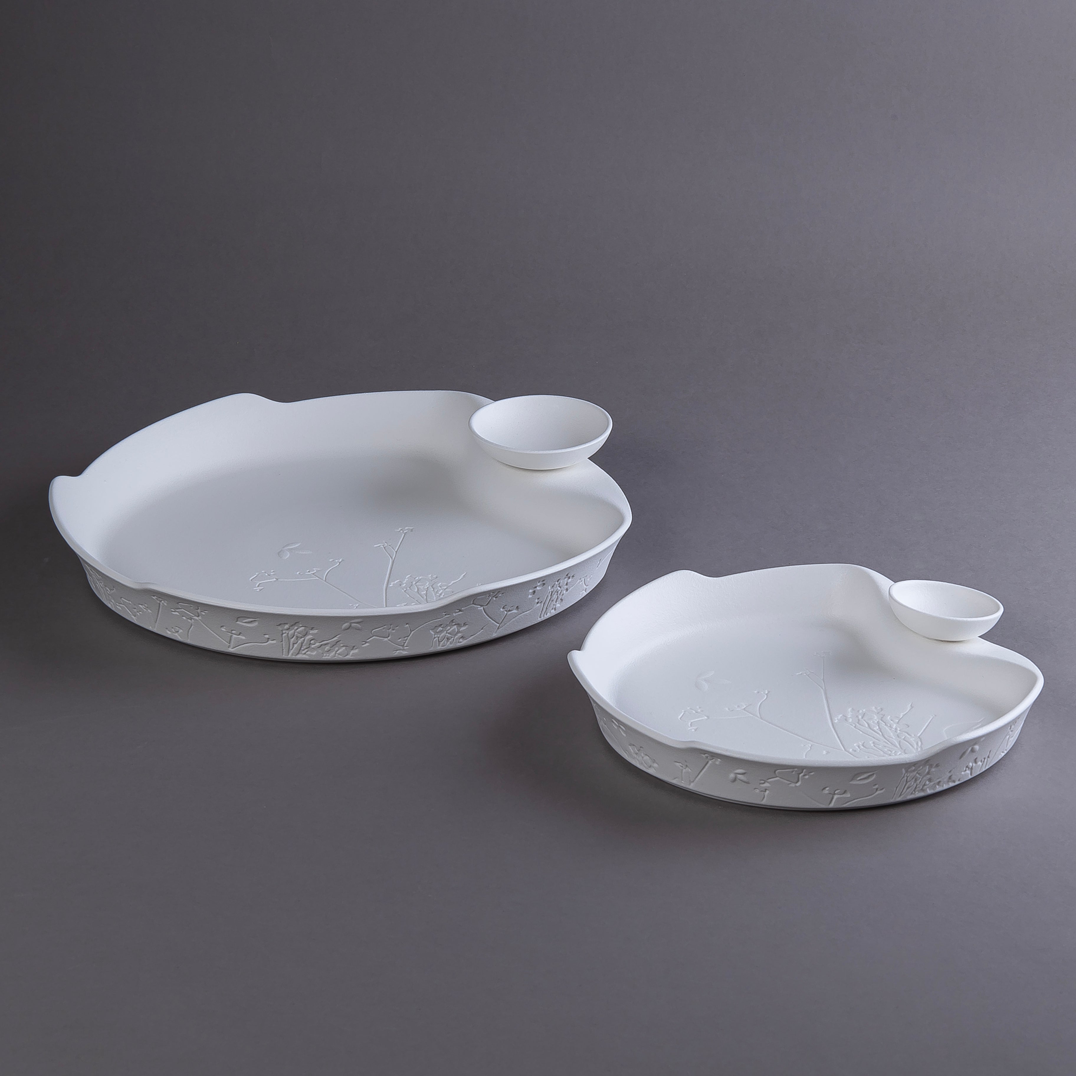 طقم من 2 أطباق تقديم سيراميك باللون الأبيض المطفي مع بوكس هدايا