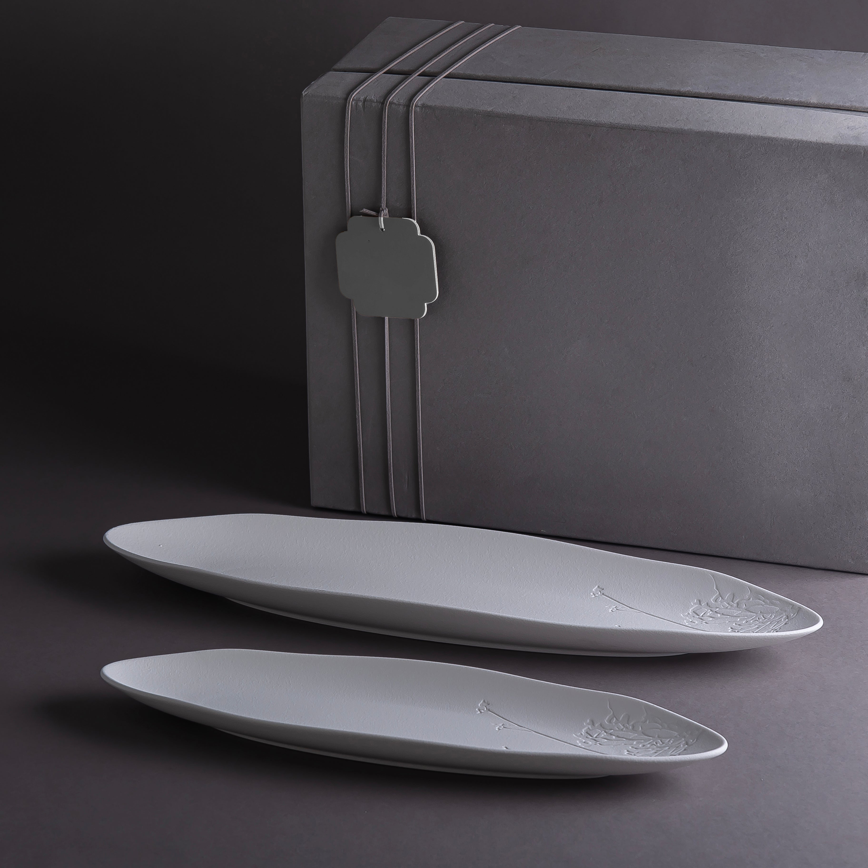 طقم مكون من2 طبق سيراميك مع بوكس هدايا - أبيض 