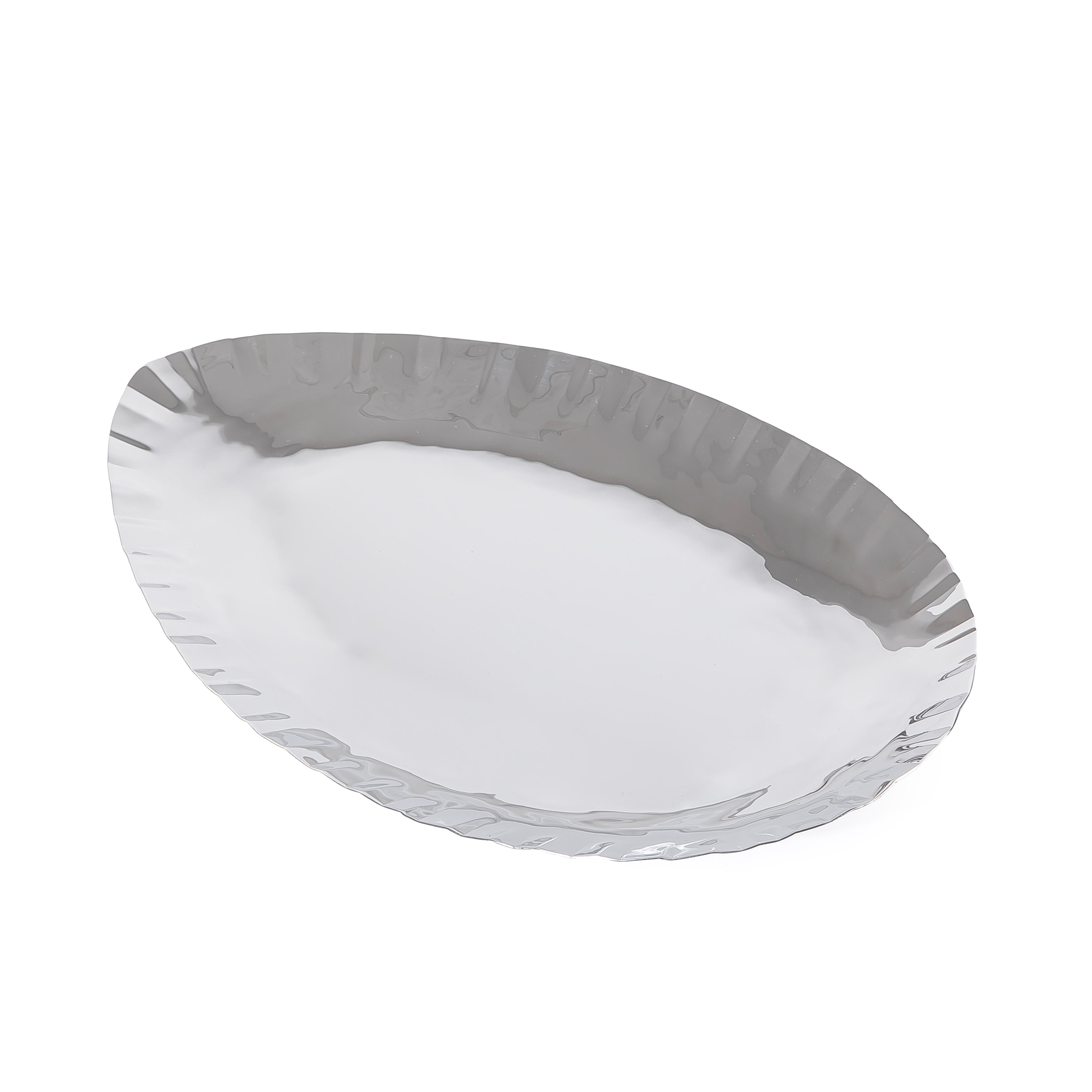 طبق تقديم معدني أنيق بلمسة فضية