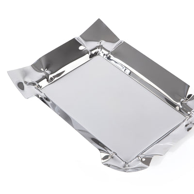 طبق تقديم معدني أنيق بلمسة فضية