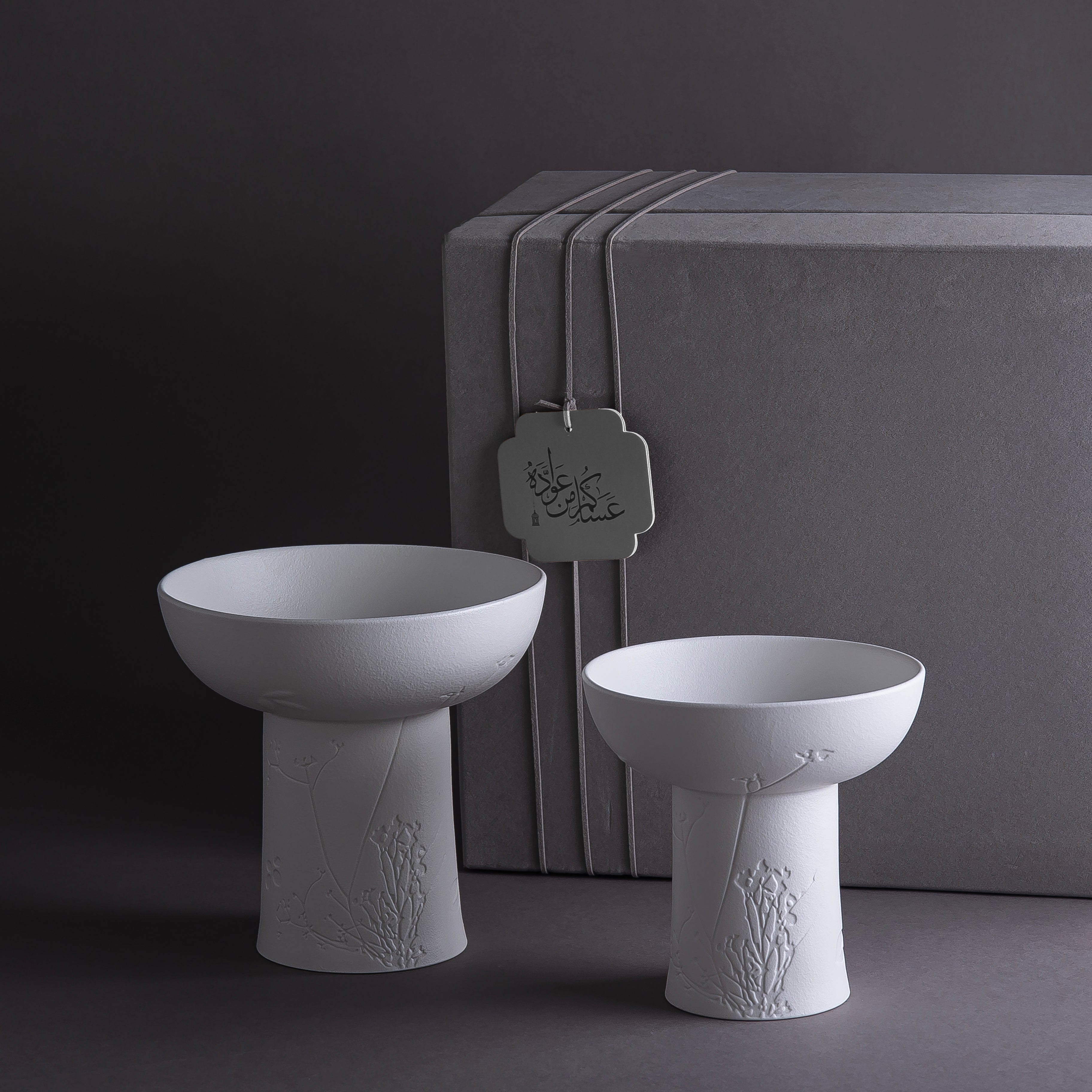 طقم مكون من 2 ستاند سيراميك مع بوكس هدايا - أبيض