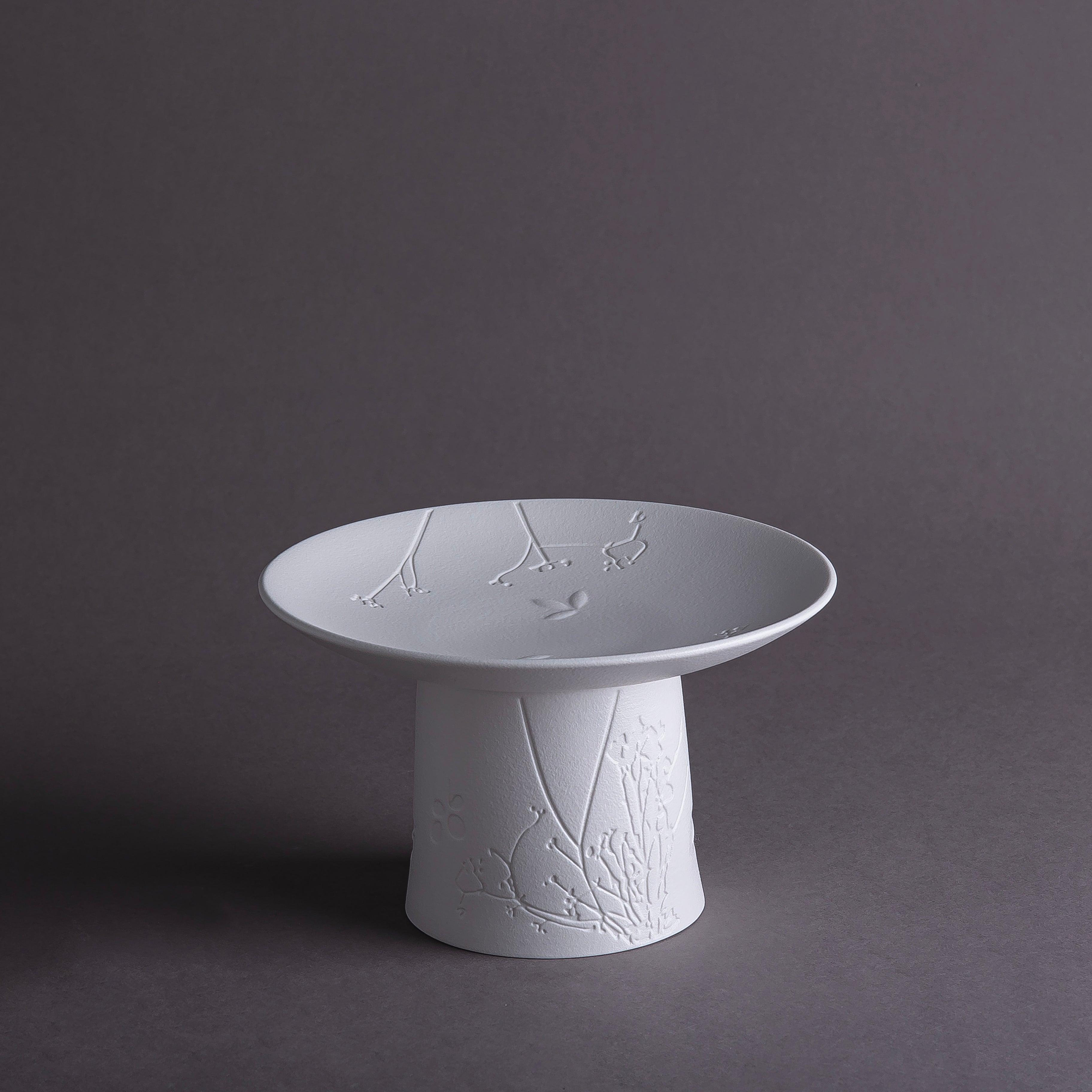 Mat White Ceramic Stand