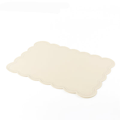 مفرش طاولة من الجلد الصناعي - كريمي