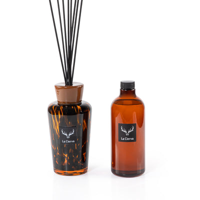 معطر الهواء Tuscan leather من لاسيرفا 950 مل