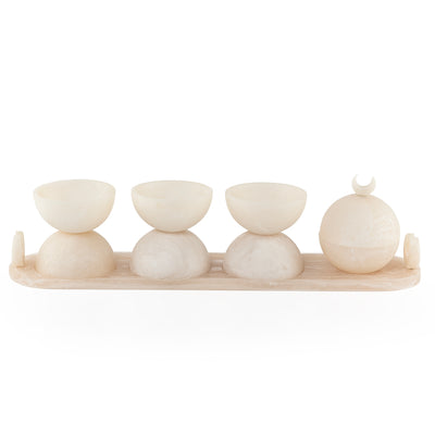 Set of 4 beige serving bowls set on tray with gift box