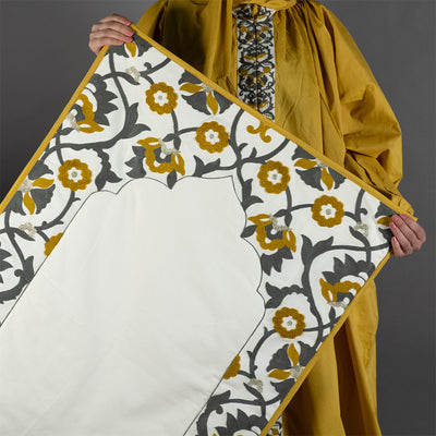 Prayer set box with acrylic cover - yellow