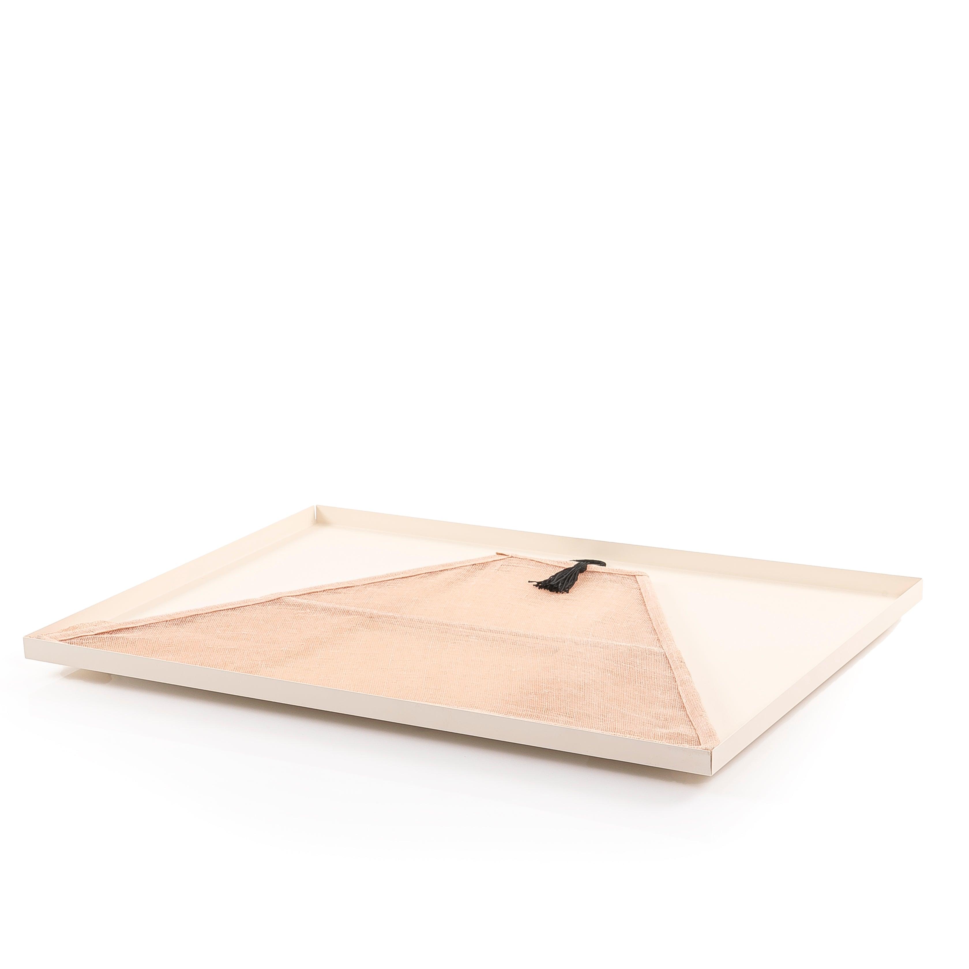 Foldable rattan cover with metal tray - CASCADES