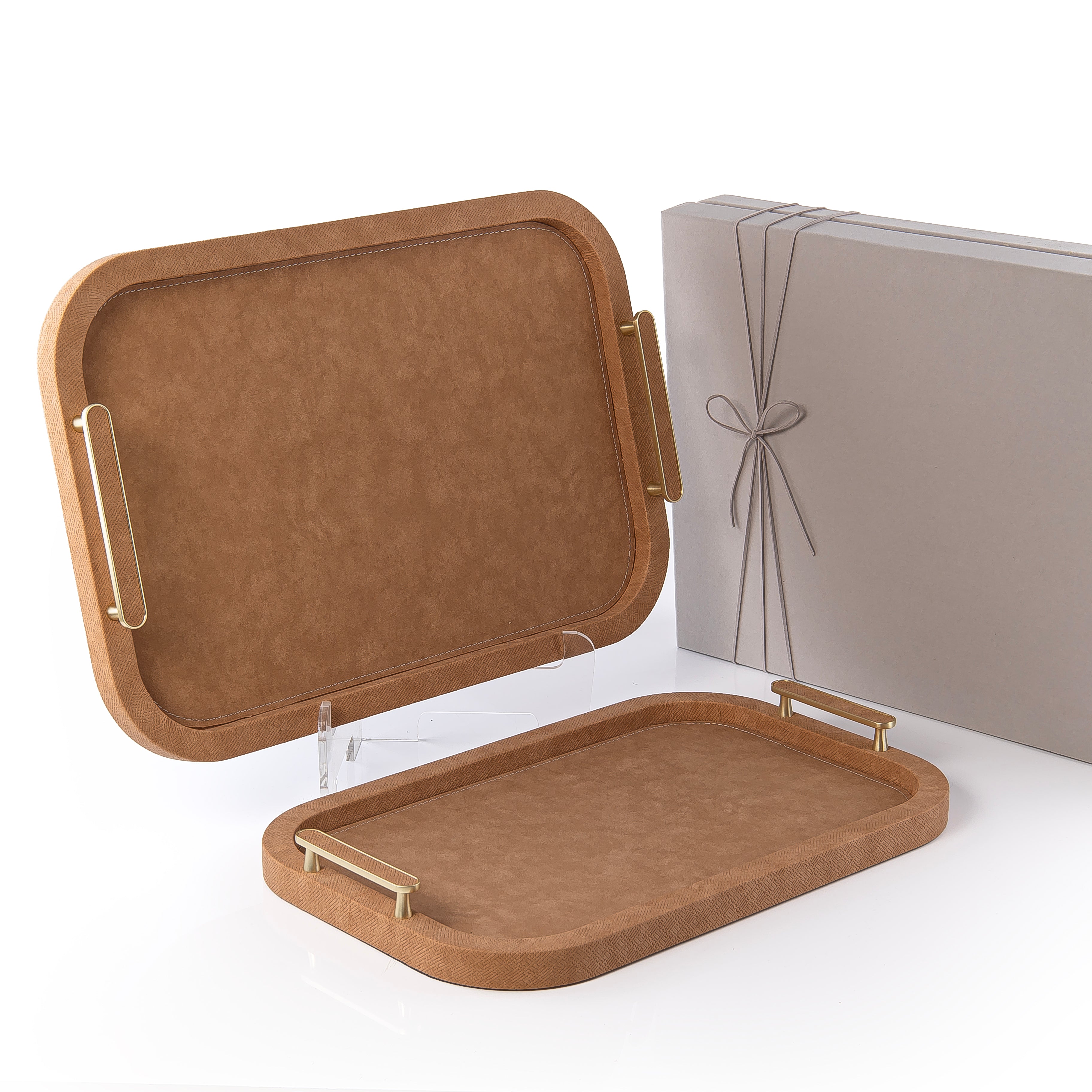 طقم مكون من 2 صينية تقديم من الجلد مع بوكس هدايا - بني