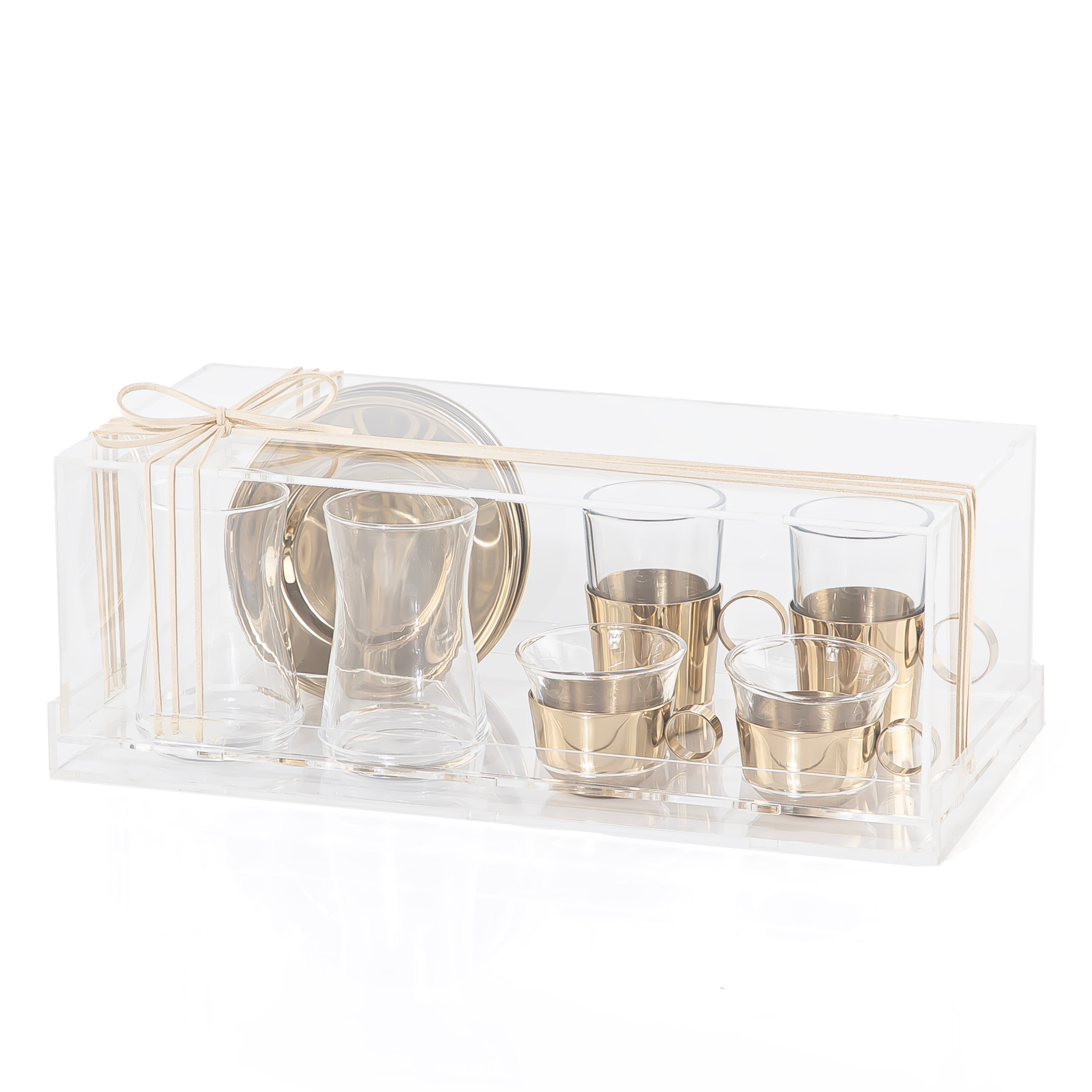 طقم 6 كاسات شاي وقهوة مع حوامل معدنية باللون الذهبي و بوكس أكريليك شفاف
