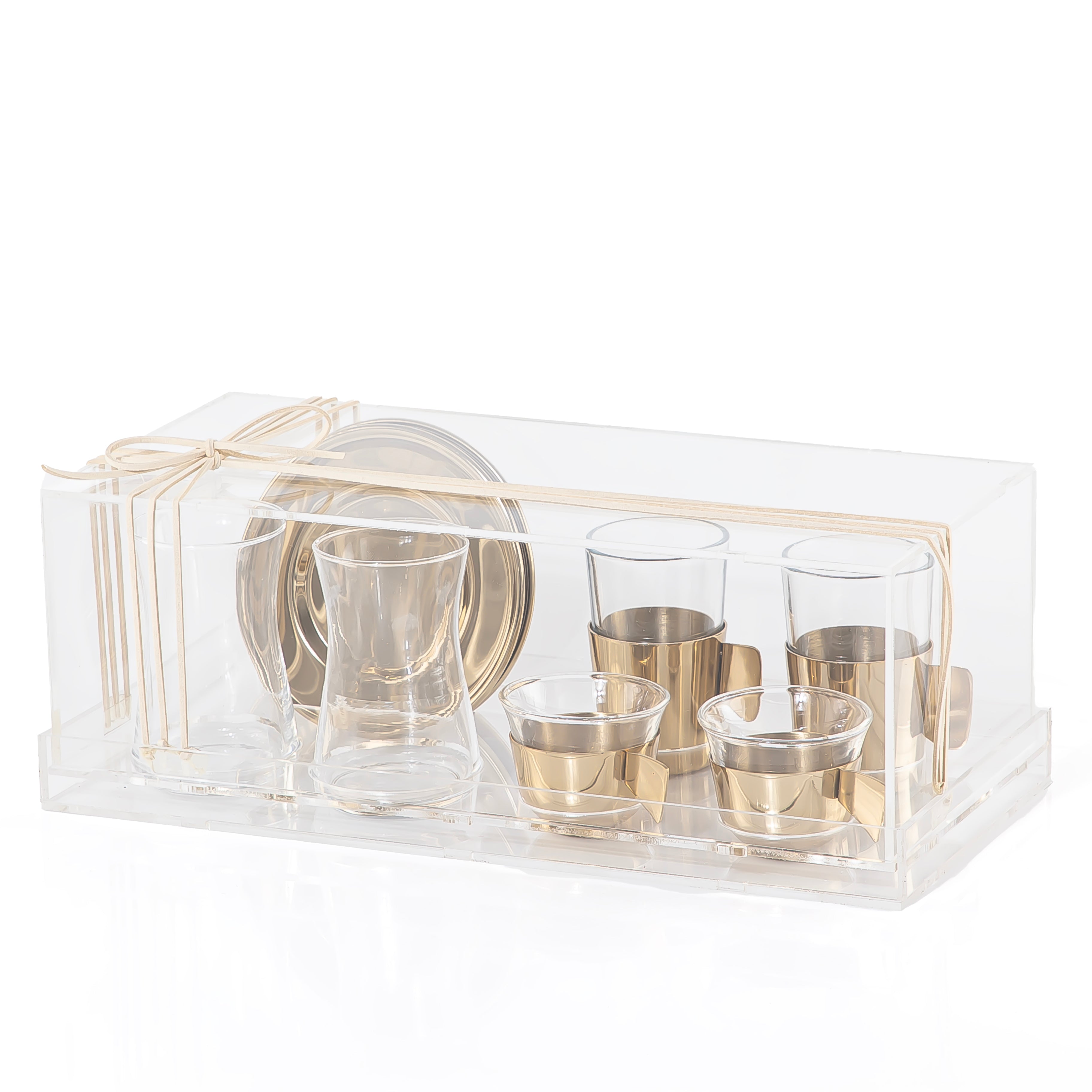 طقم من 6 أكواب مع عدد 2 صحن - ذهبي