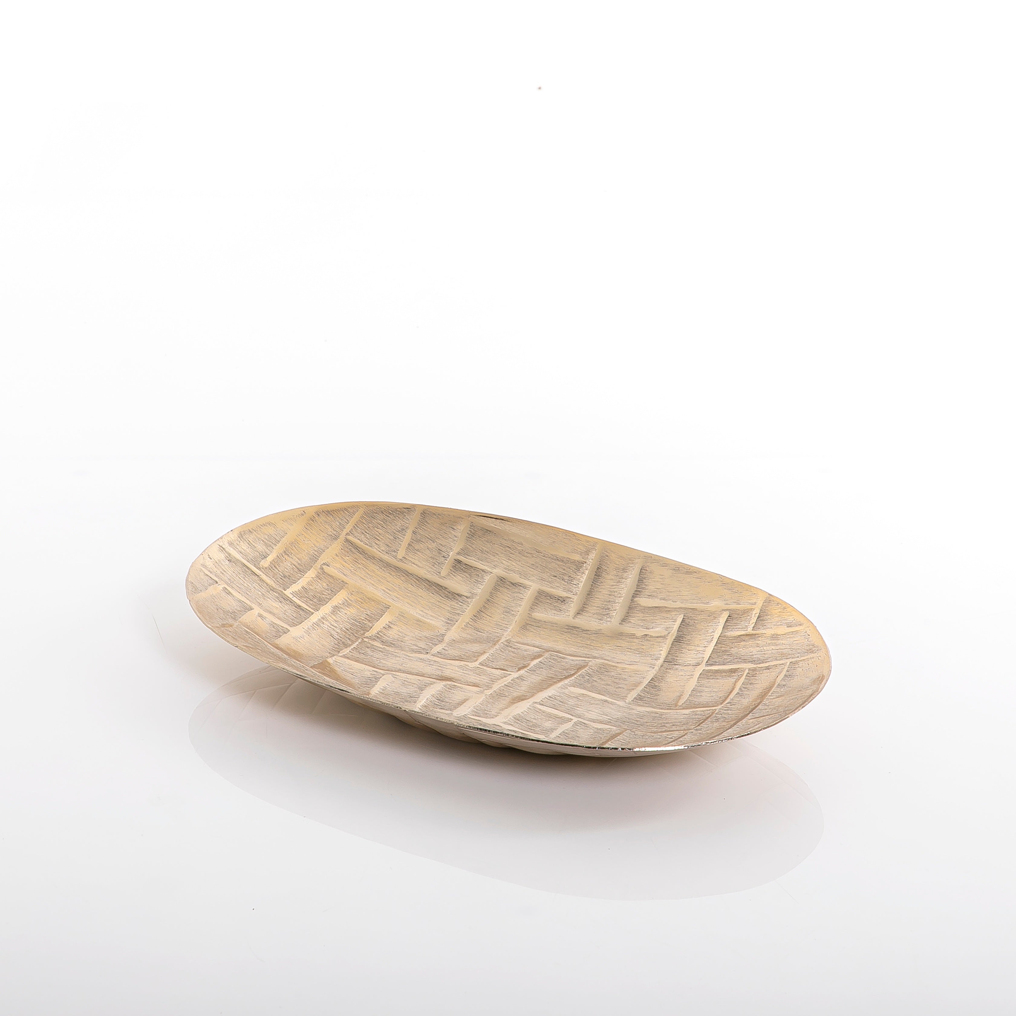 Golden oval metal plate