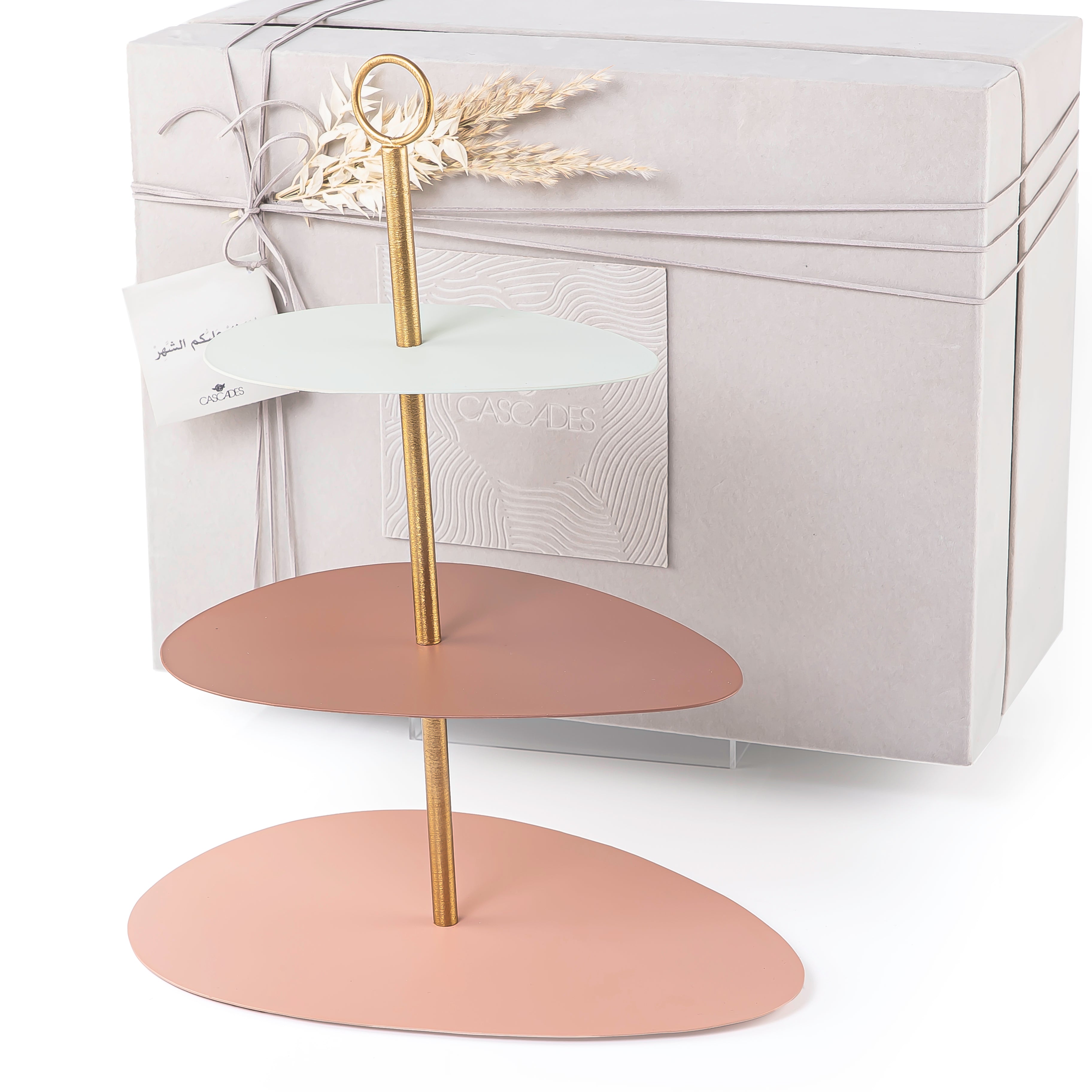 ستاند معدني ثلاث الطبقات مع بوكس هدايا