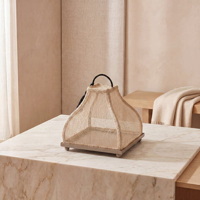 Linen cover with metal base