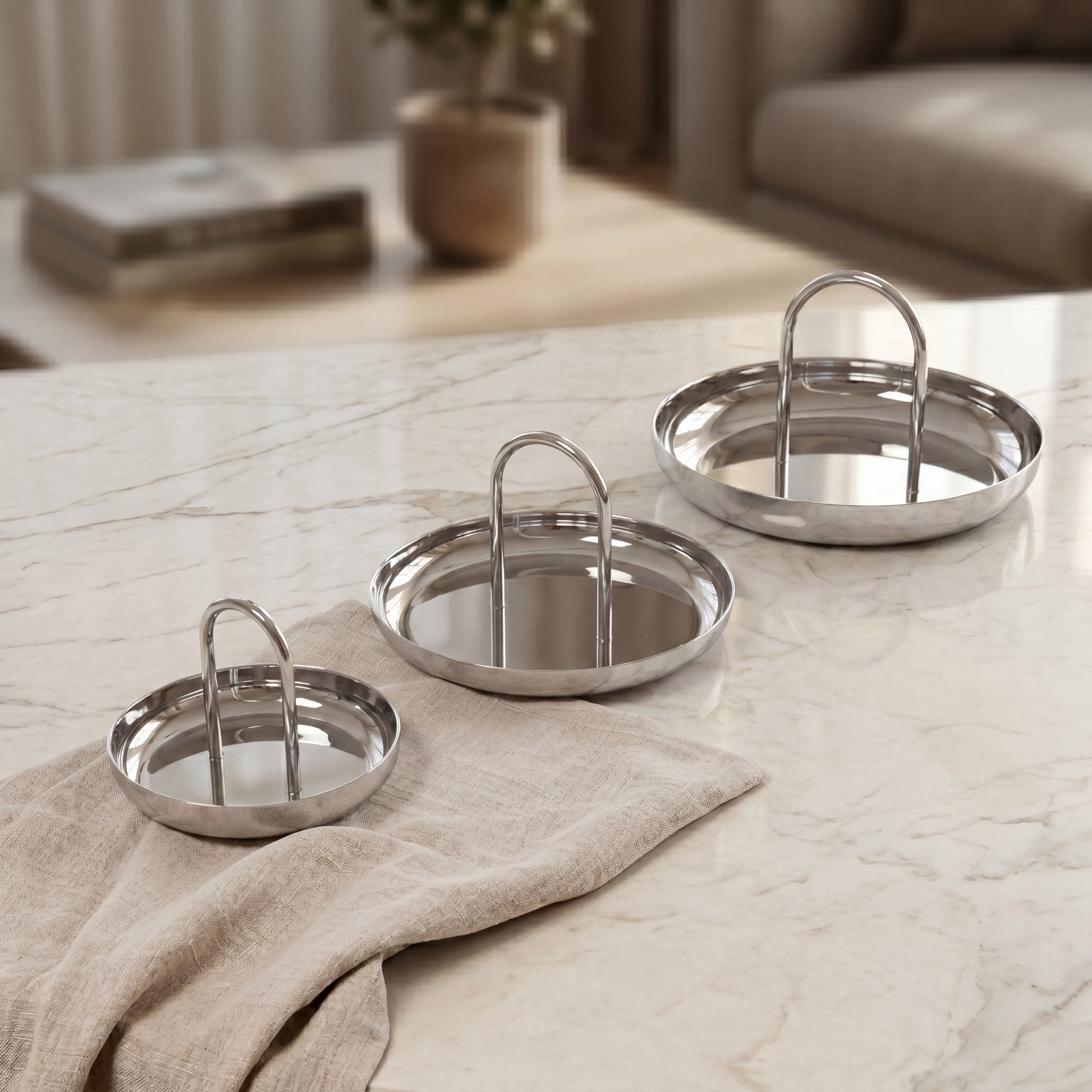 Set of 3 Stainless Steel bowl with a holder with gift box - Silver