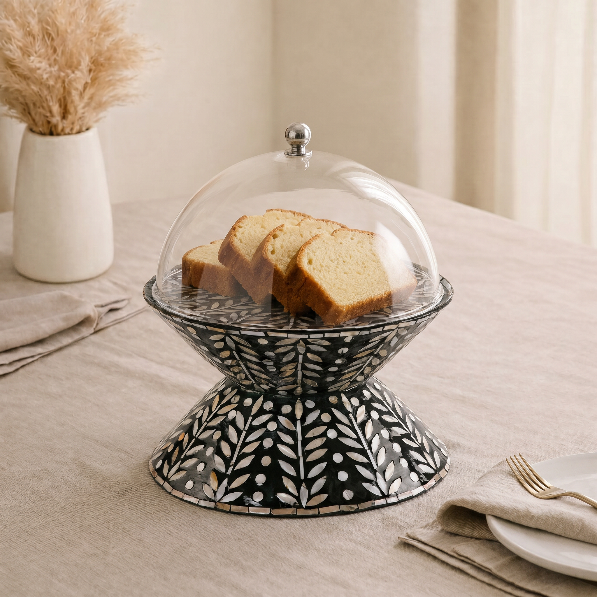 Double face mother of pearl round cake stand with lid - green L
