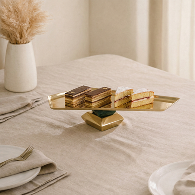 Metal stand-green and gold small
