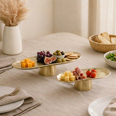 طقم 2 ستاندات تقديم بيضاوية من المعدن مع بوكس هدايا - ذهبي