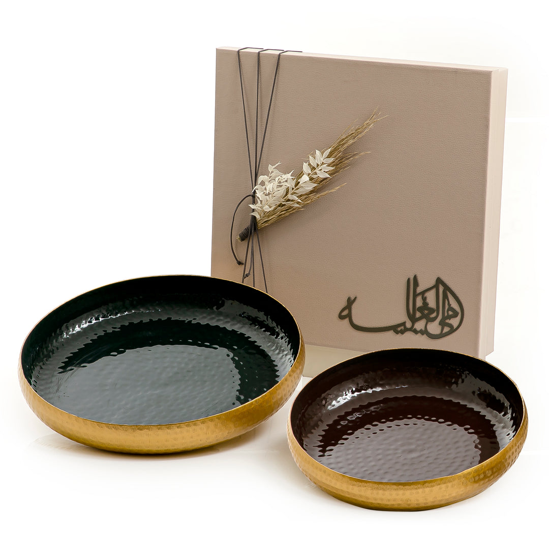 Set of 2 metal Plates with gift box