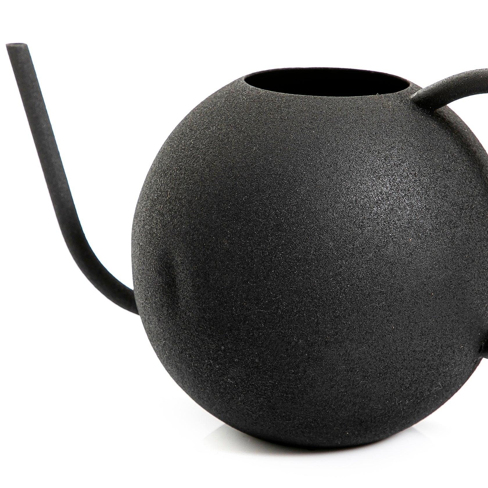 Metal vase - CASCADES