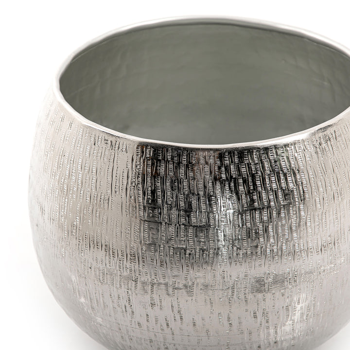 Metal planter bowl