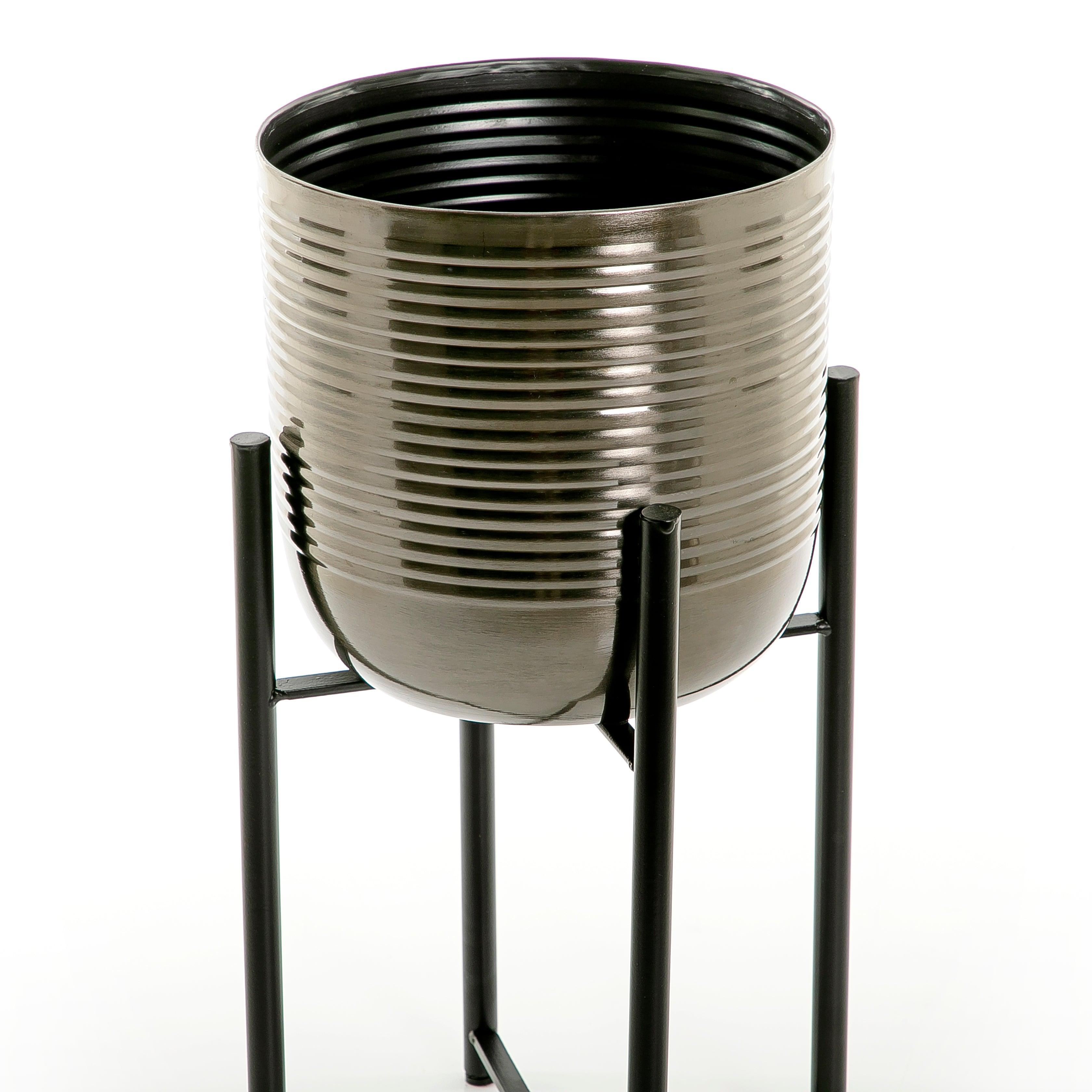 Metal planter with stand - CASCADES