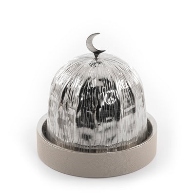 طبق جلد بغطاء معدن